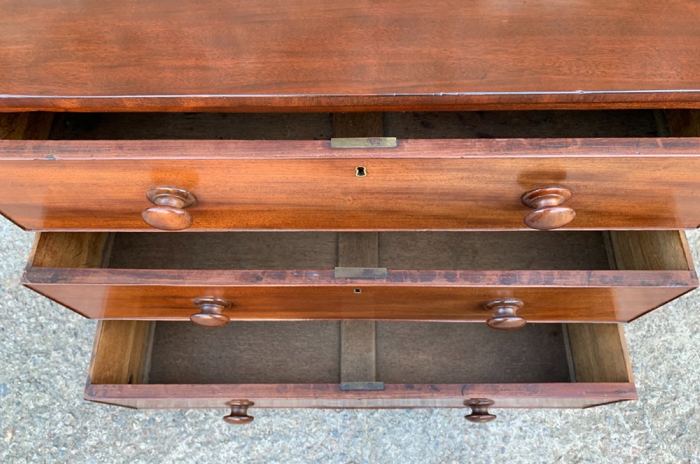 Small Regency Mahogany Chest of Drawers  View X