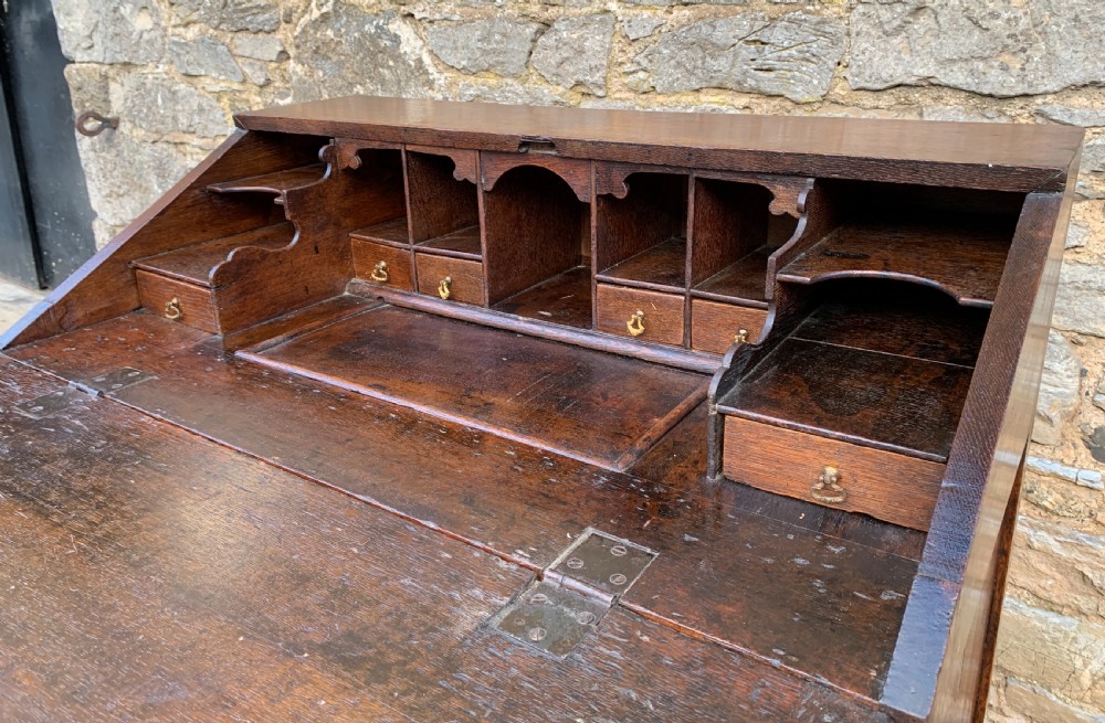 18th Century Georgian Oak Crossbanded Bureau View V