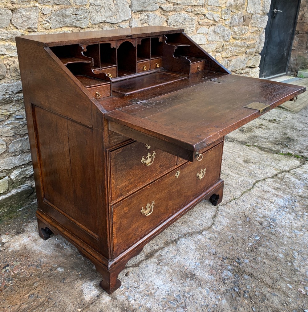 18th Century Georgian Oak Crossbanded Bureau View IX