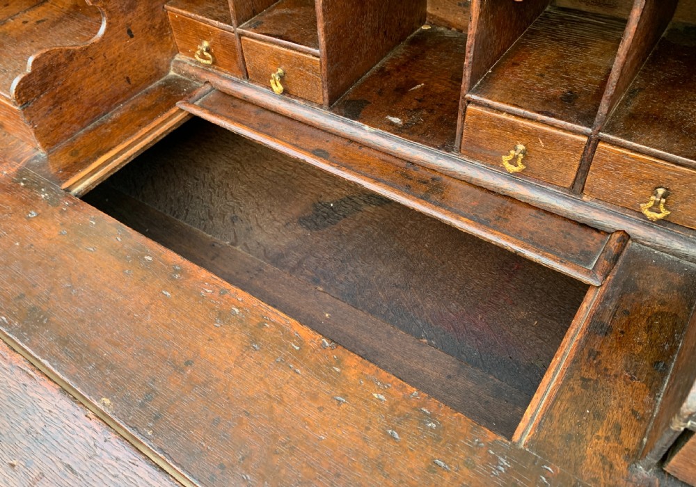 18th Century Georgian Oak Crossbanded Bureau View XIII