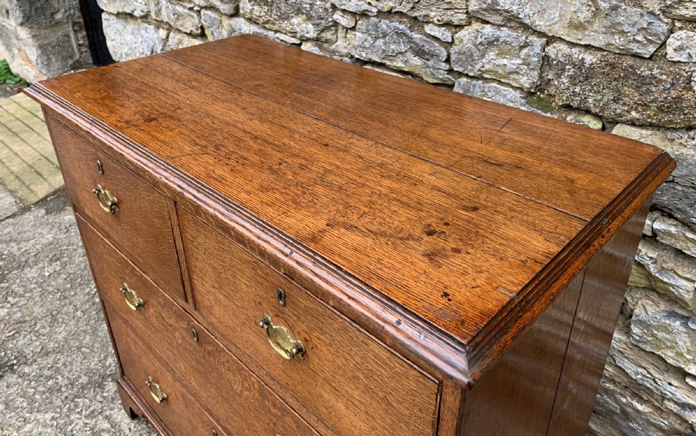 Small Antique Oak Chest of Drawers View XIII