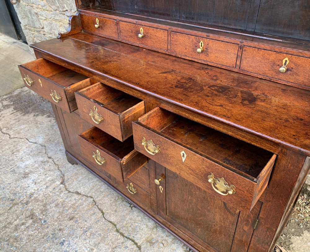 Georgian Welsh Oak Dresser View IX