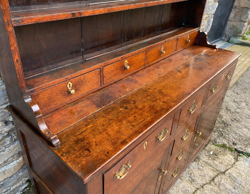 Georgian Welsh Oak Dresser View XI