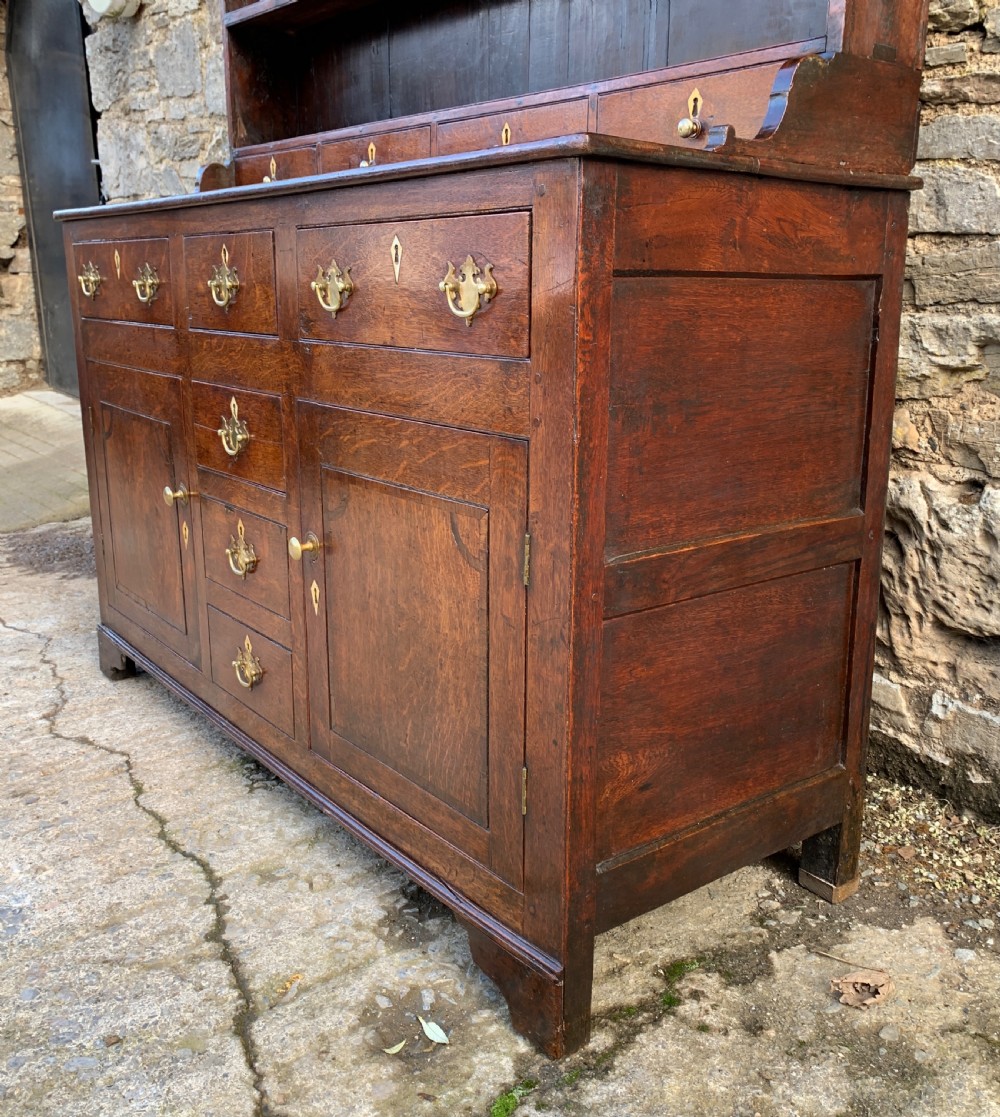 Georgian Welsh Oak Dresser View XXI