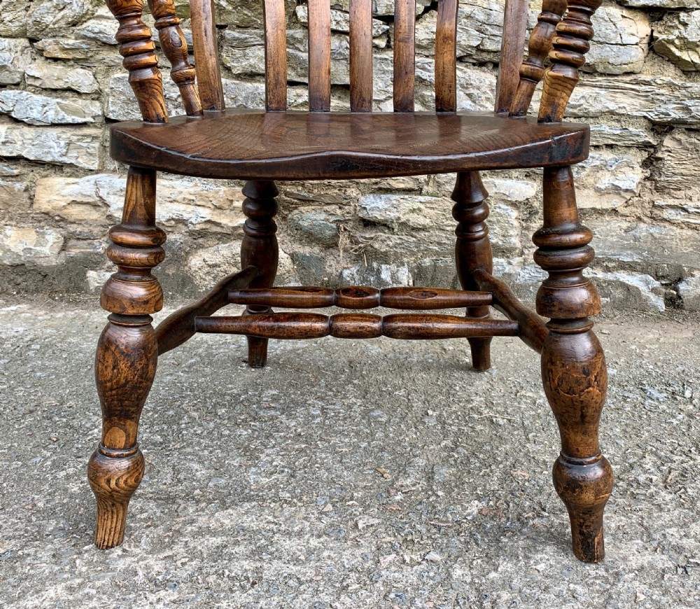Antique Farmhouse Windsor Lathe Back Chair View XI