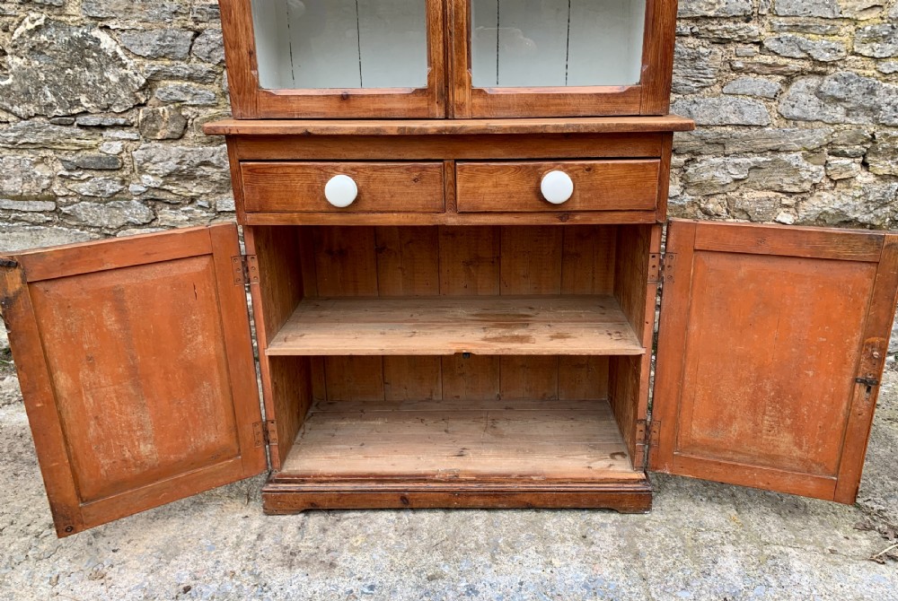 Small Antique Pine Glazed Dresser View XV