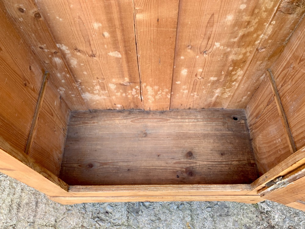 Small Antique Pine Wardrobe View XIII