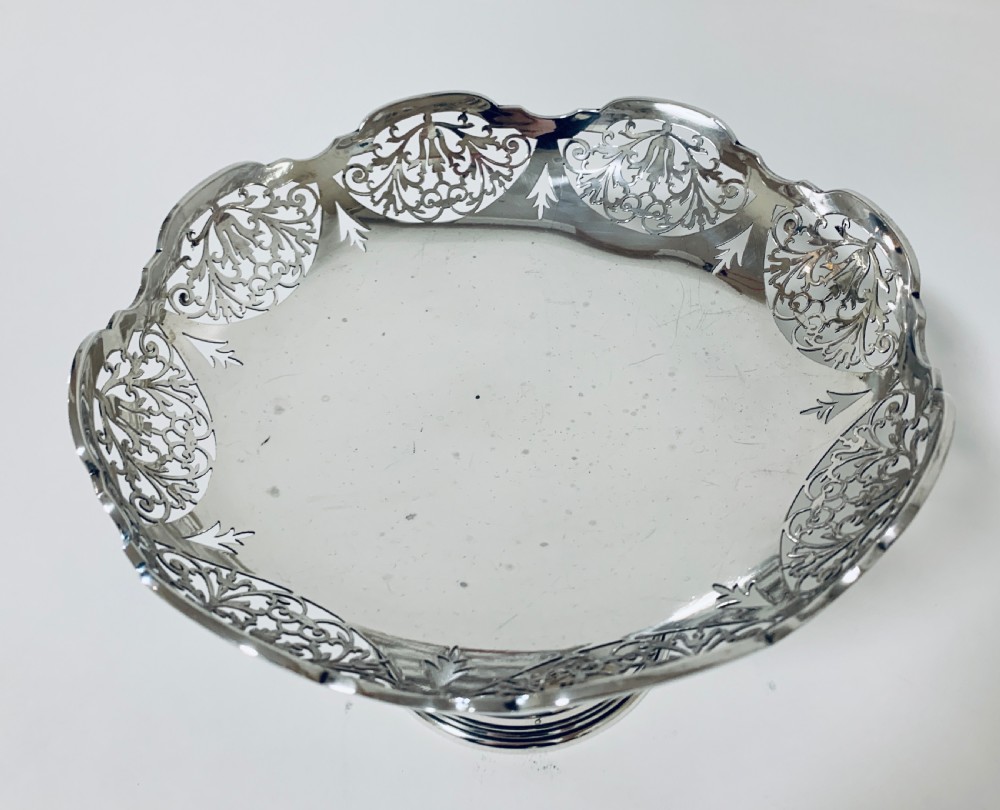 Quality Antique Solid Sterling Silver Comport Tazza  View VI