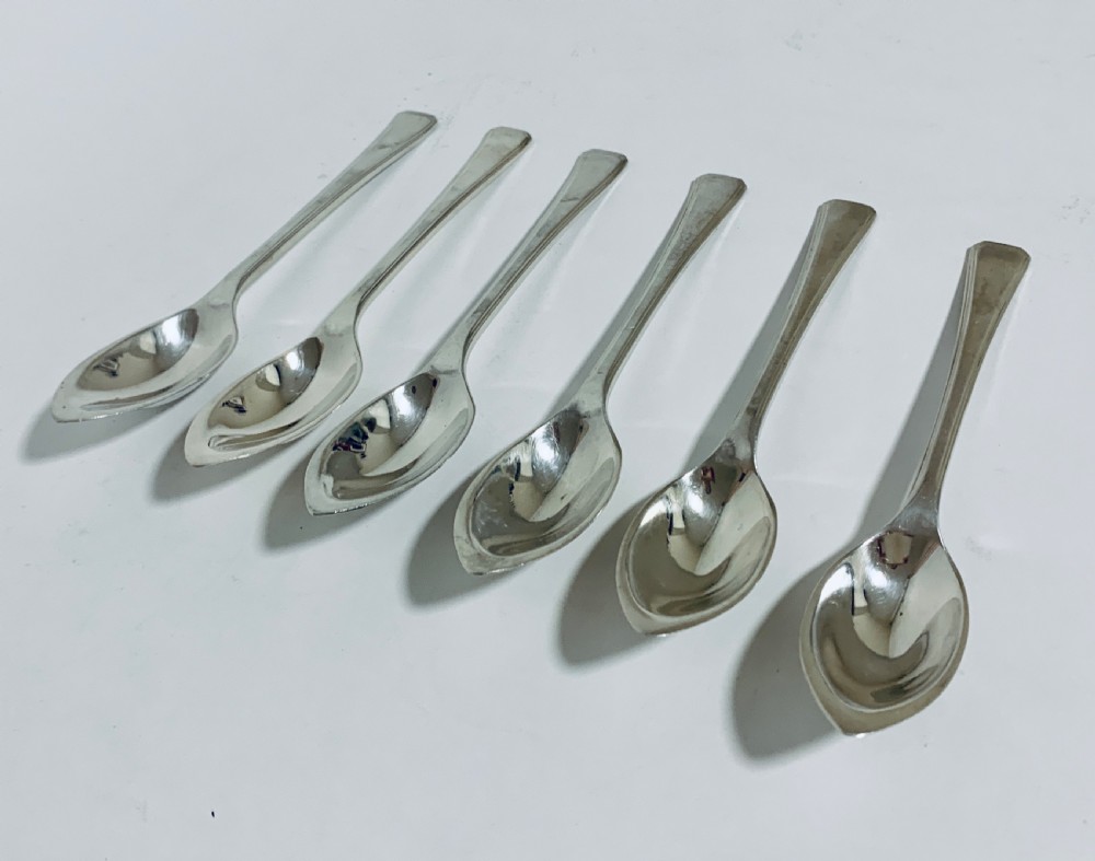 Set of 6 Antique Solid Silver Grapefruit Spoons View VIII