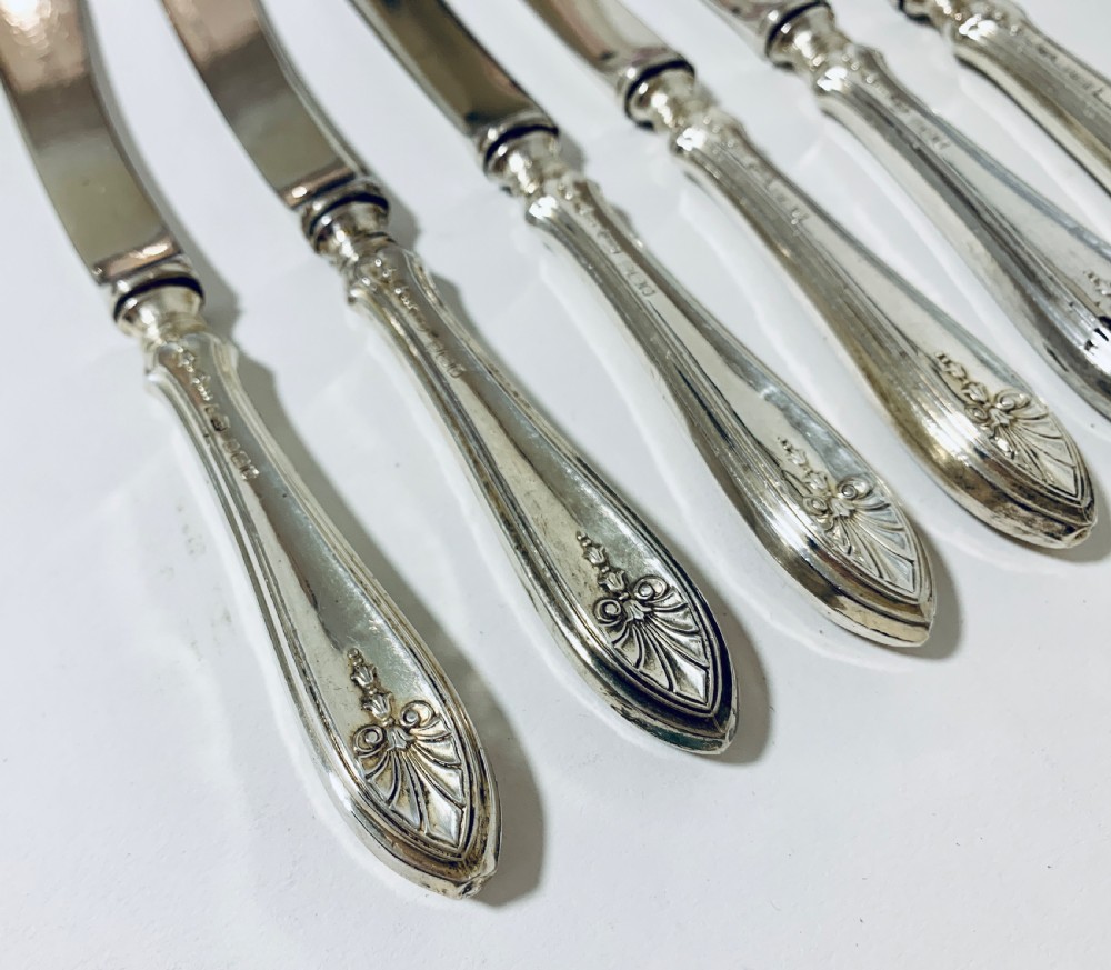 Set of 6 Antique Sterling Silver Butter Knives in Original Box View IV