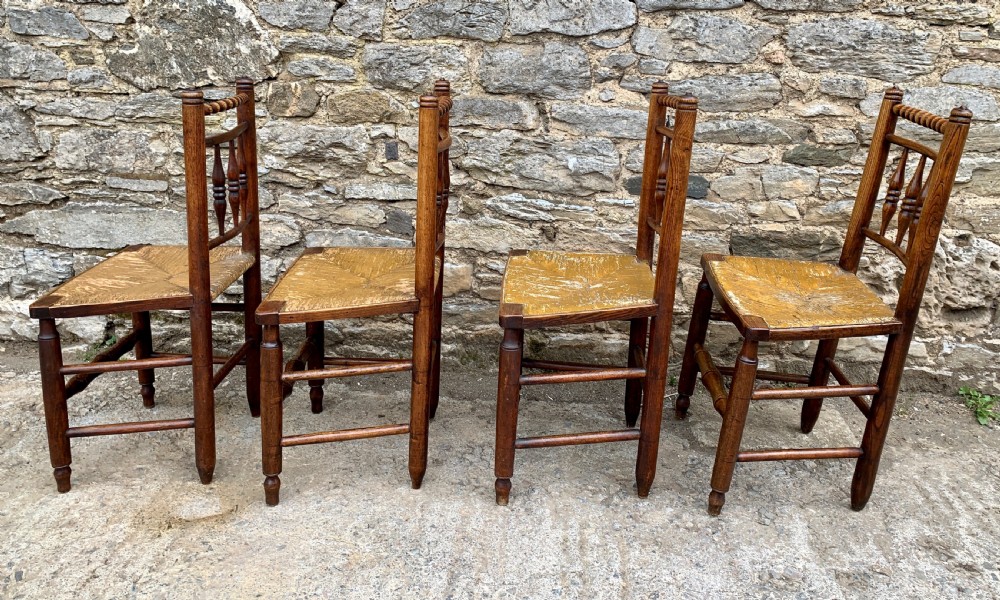 Set of 4 Antique Elm Country Chairs View VII