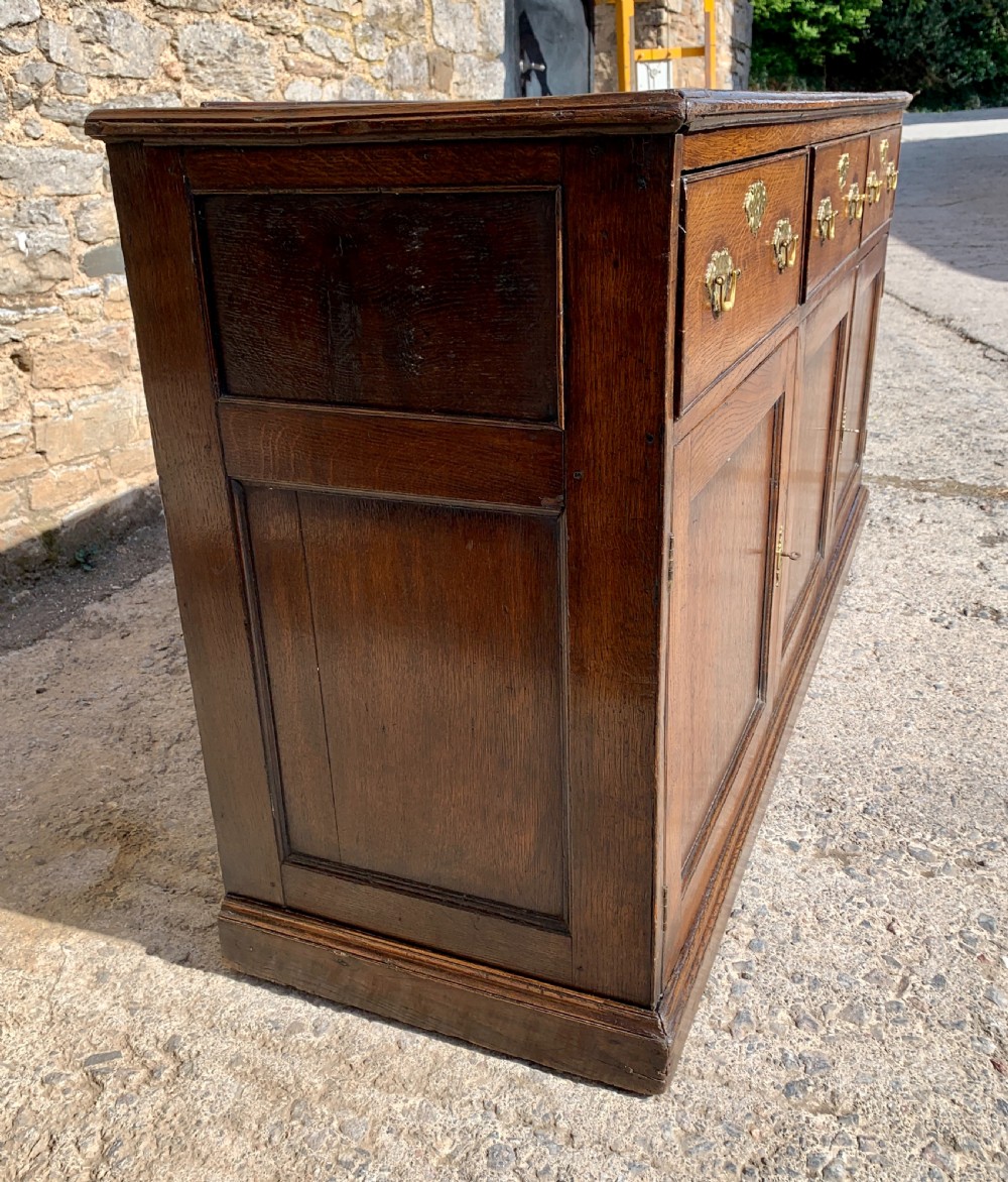 Georgian Oak Dresser Base View VII