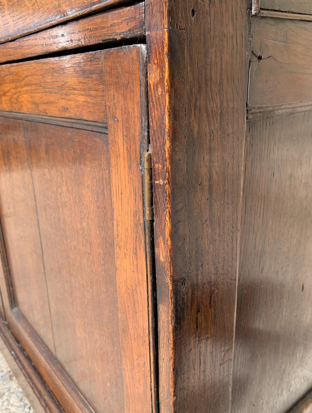 Georgian Oak Dresser Base View XXII