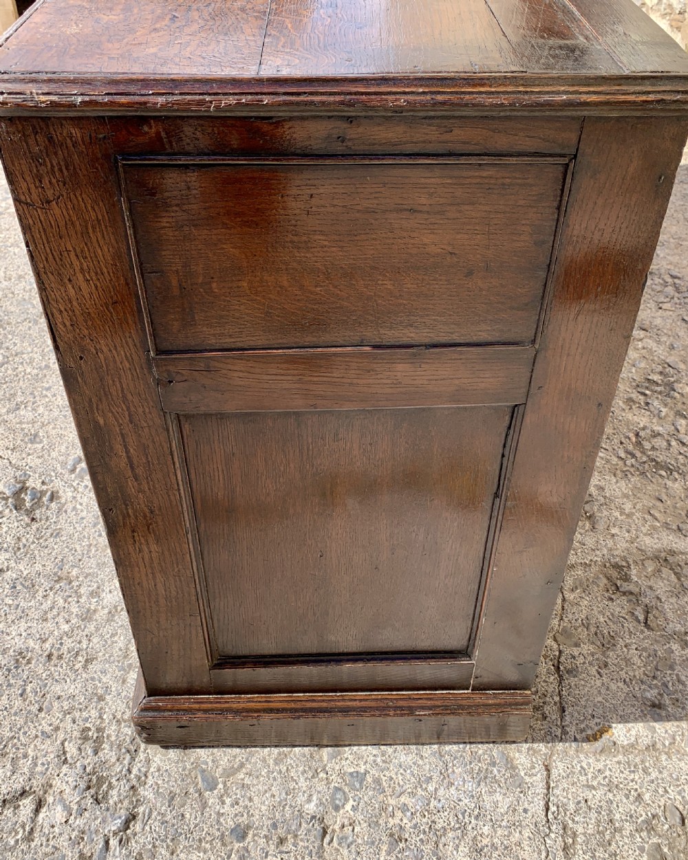 Georgian Oak Dresser Base View XXIII