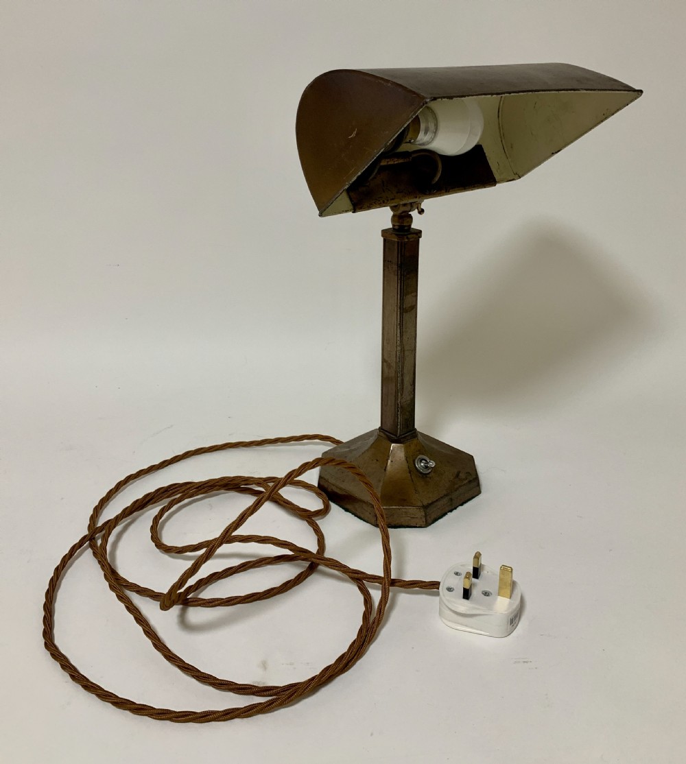 Antique Bankers Style Desk Lamp View VI