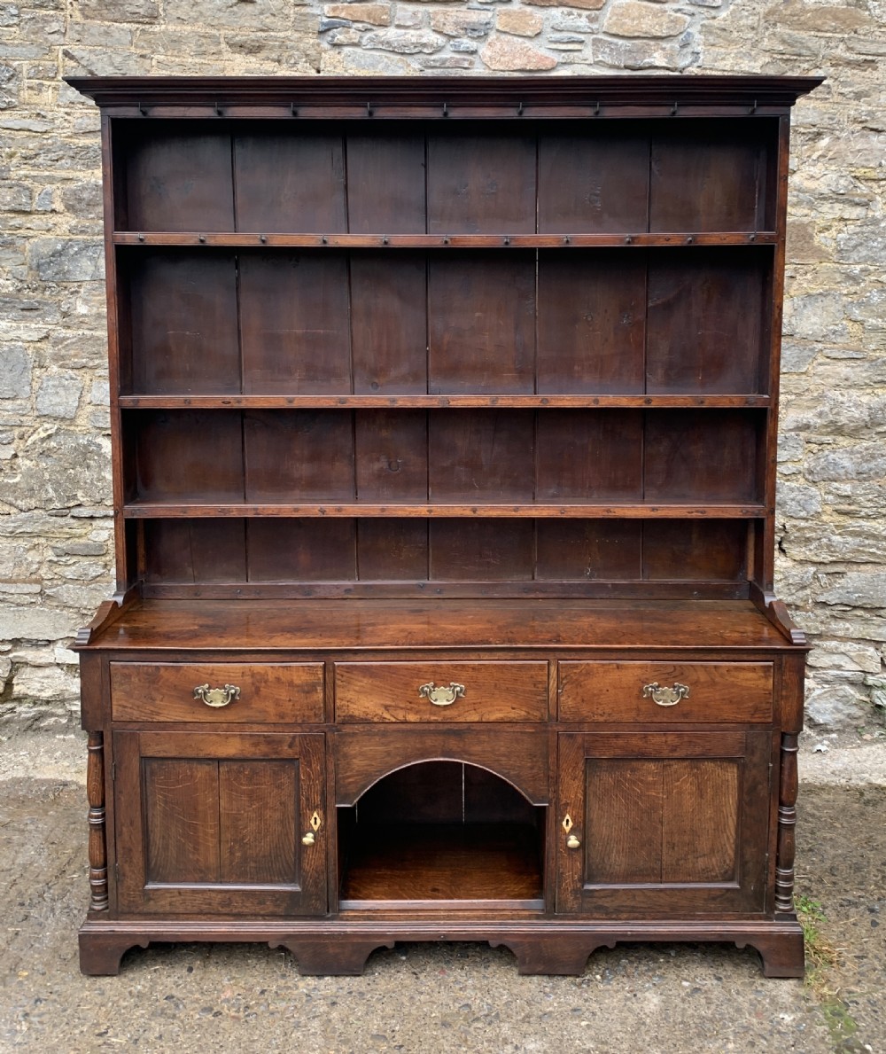 Georgian Oak Dog Kennel Dresser