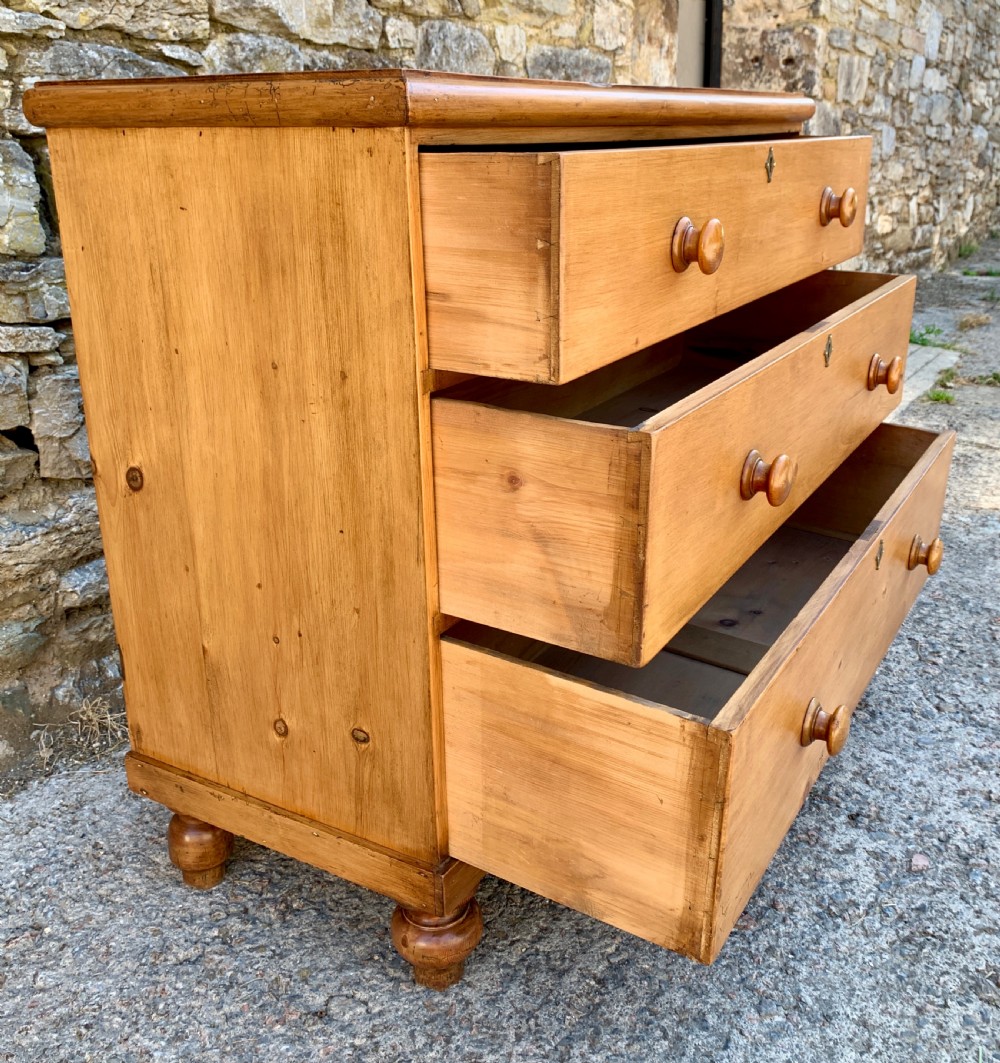Victorian Stripped Pine Chest of Drawers View XIV