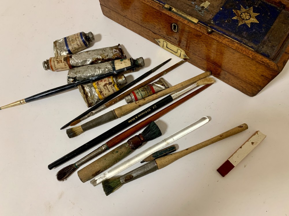 Victorian Winsor and Newton Artists Watercolour Paint Box View V