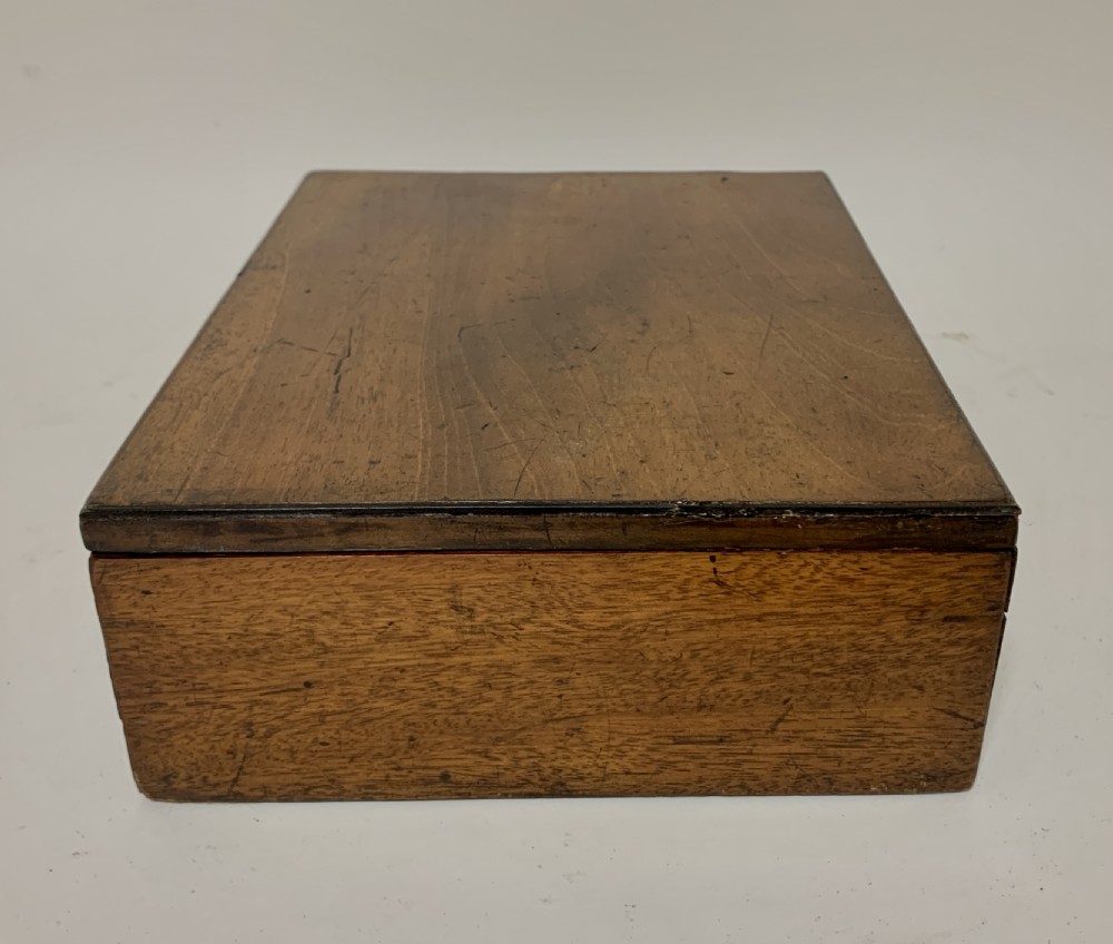 Victorian Winsor and Newton Artists Watercolour Paint Box View XII