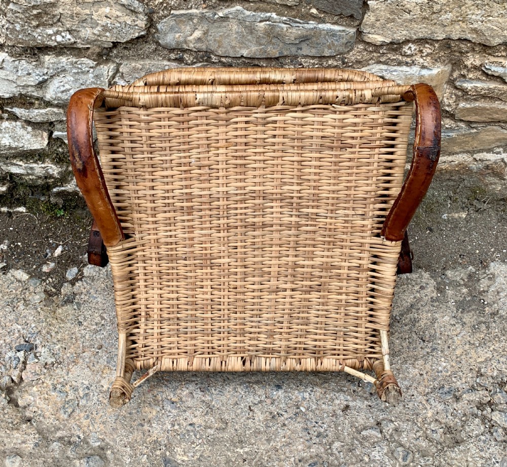Vintage Wicker Folding Canoe Picnic Chair View VIII
