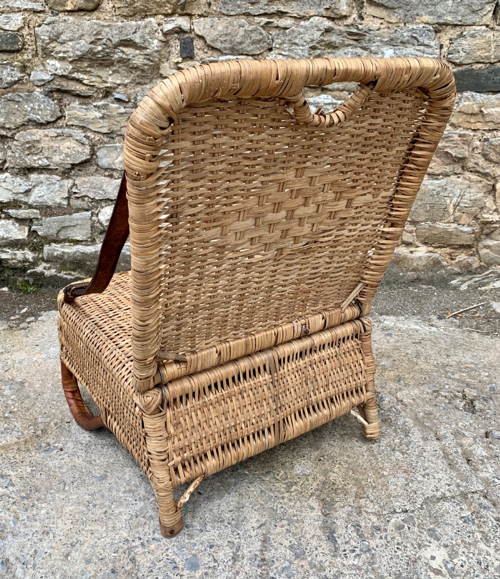 Vintage Wicker Folding Canoe Picnic Chair View XVI