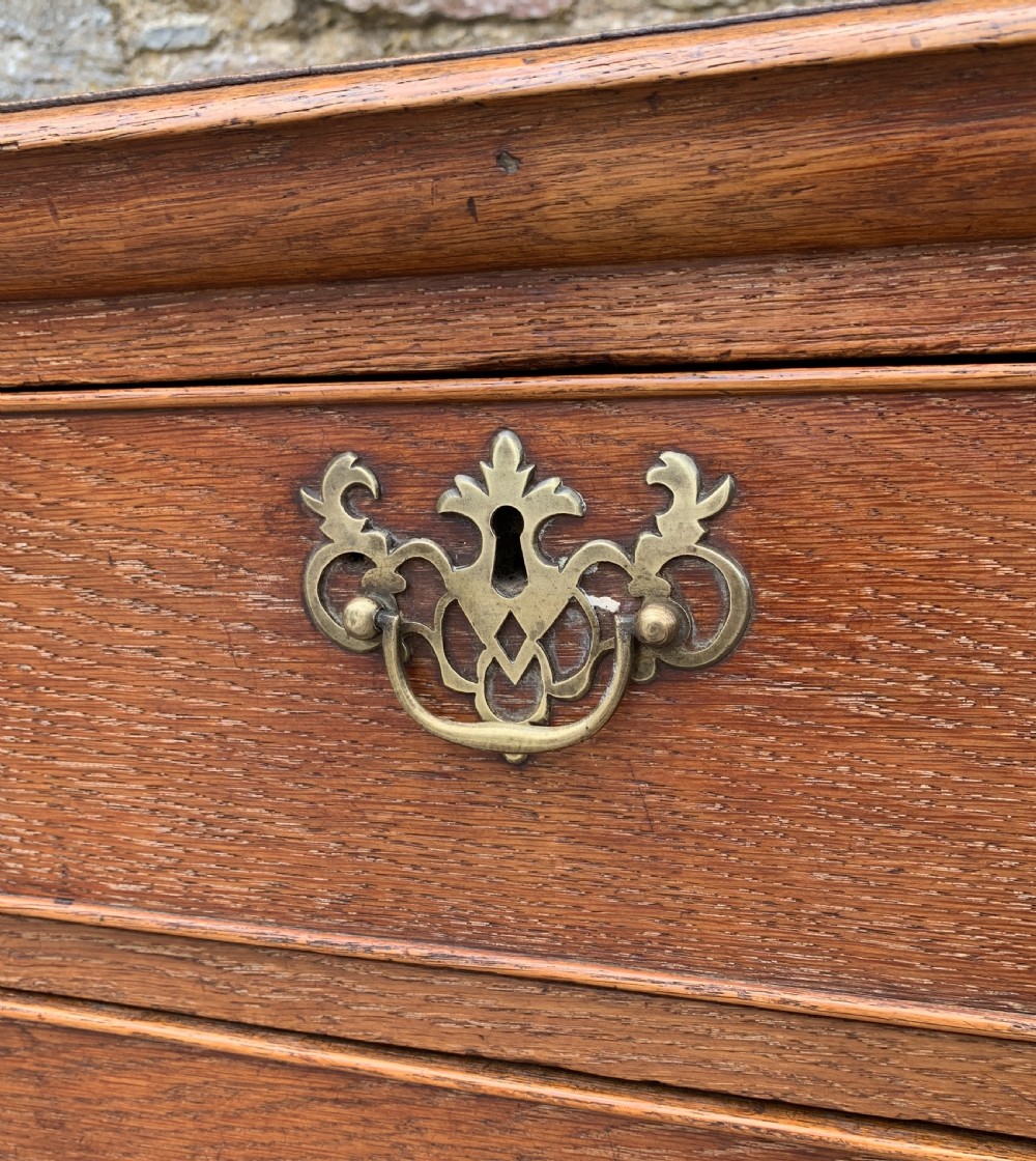 Georgian Oak Crossbanded Chest of Drawers View XI