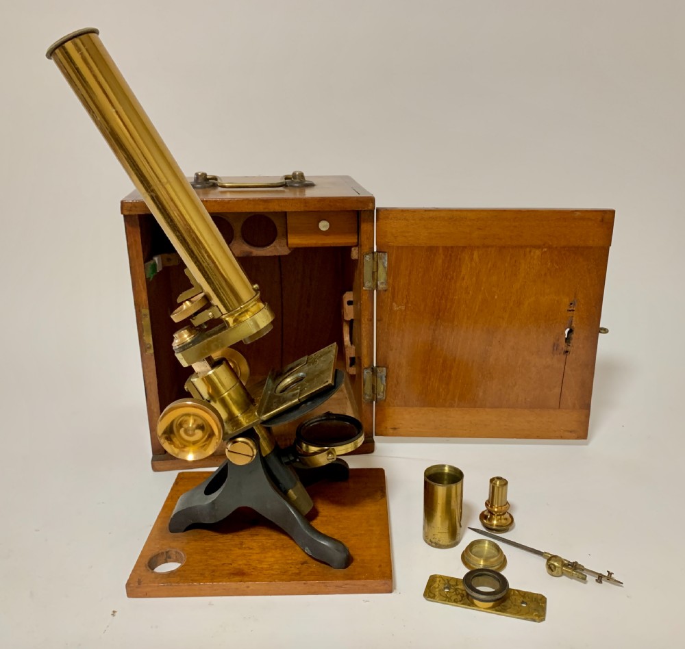 Antique Brass Bar Limb Microscope