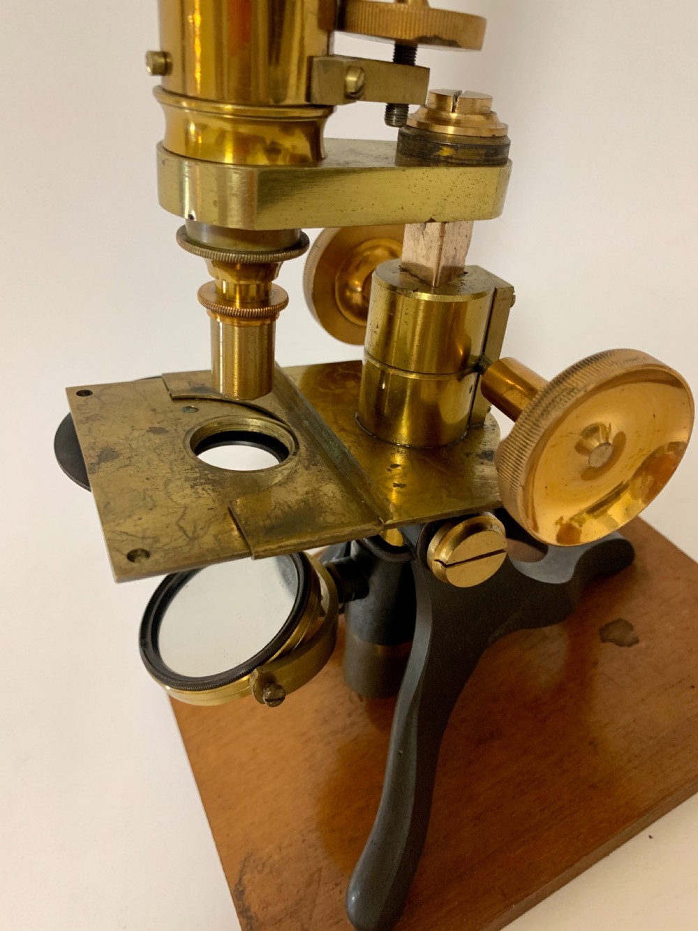 Antique Brass Bar Limb Microscope View V