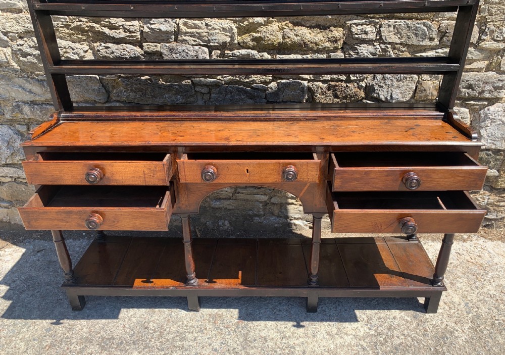 Georgian Oak Potboard Dresser View XVII