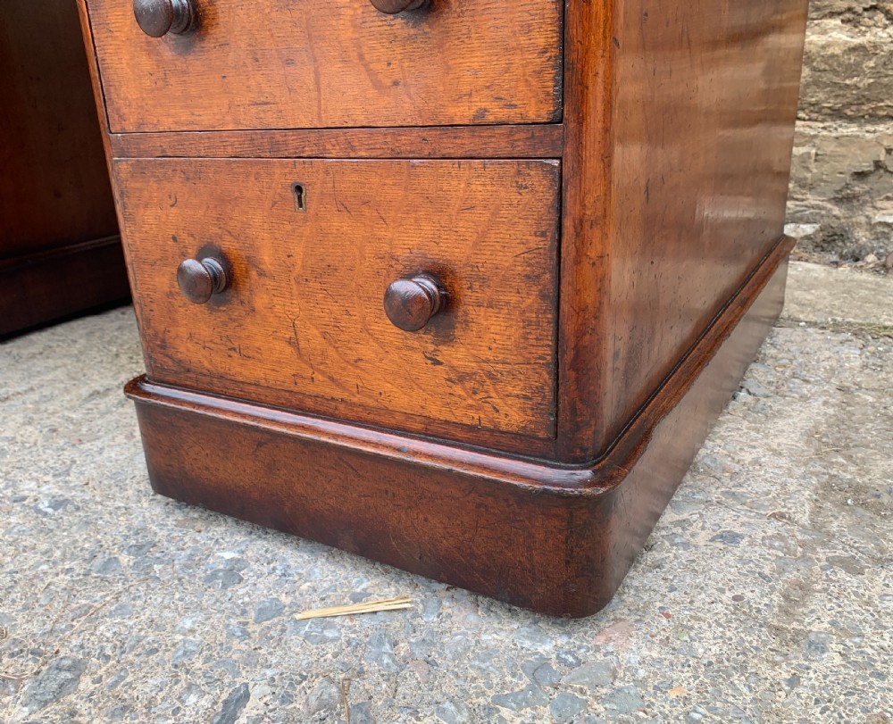 Large Victorian Oak Pedestal Desk View XIII