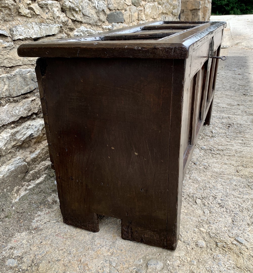 Small Early 18th Century Oak Panelled Coffer View VI