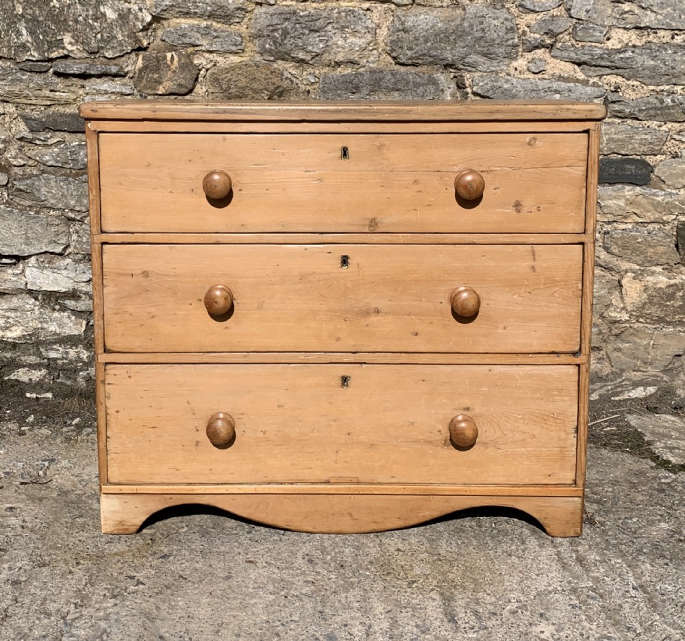 Small Victorian Stripped Pine Chest of Drawers
