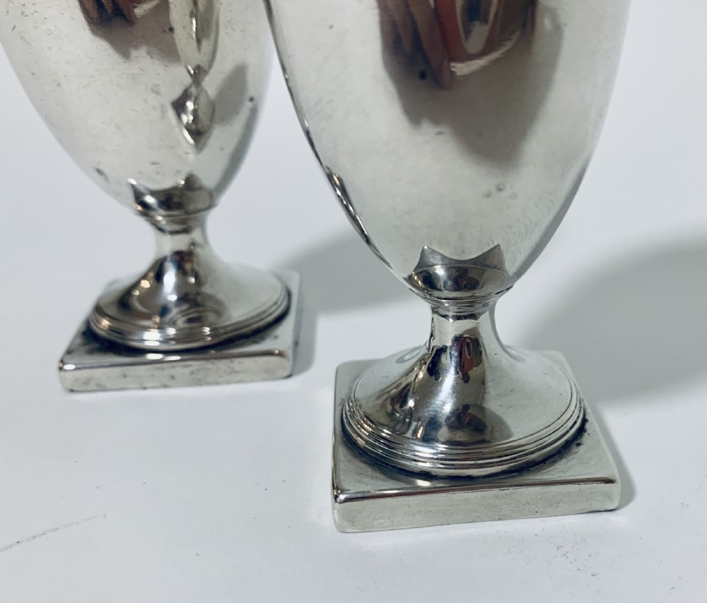 Pair of 18th Century Georgian Solid Sterling Silver Salt and Pepper Shakers Pepperettes  View V