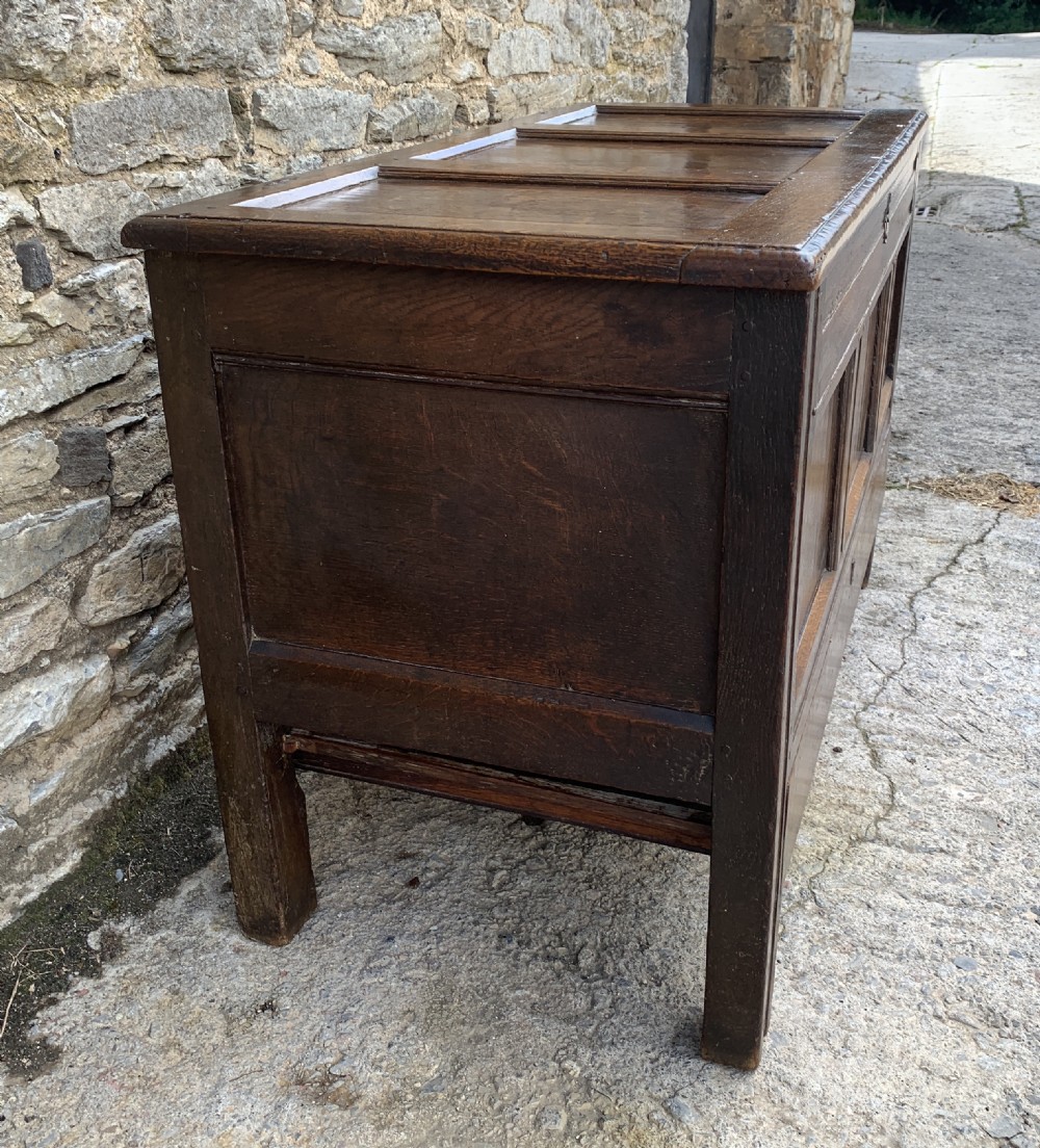 18th Century Georgian Oak Mule Chest View V