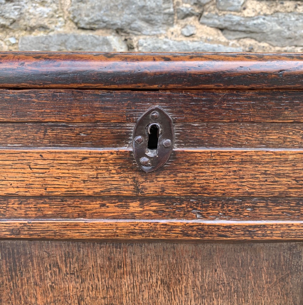 18th Century Georgian Oak Mule Chest View X