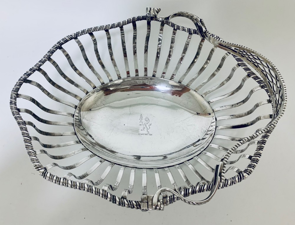 Antique Georgian 18th Century Solid Silver Swing Handle Bread Basket 1774 View XIII