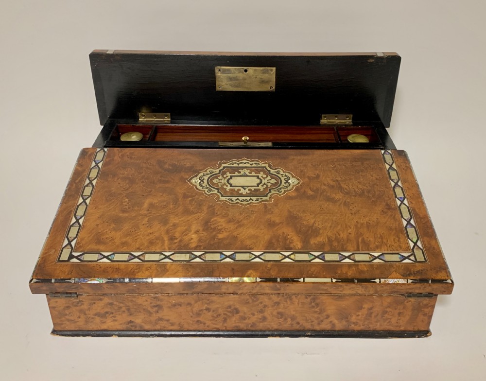 Antique Regency Amboyna Mother of Pearl Inlaid Writing Slope Lap Box View III