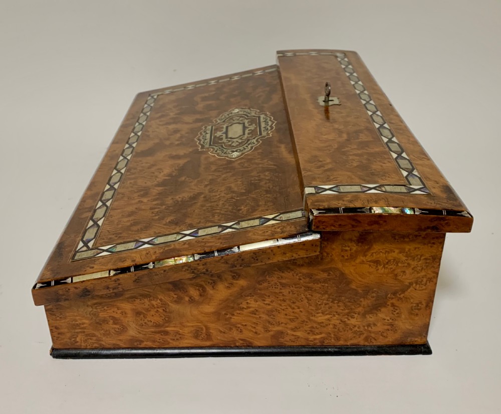 Antique Regency Amboyna Mother of Pearl Inlaid Writing Slope Lap Box View XIV