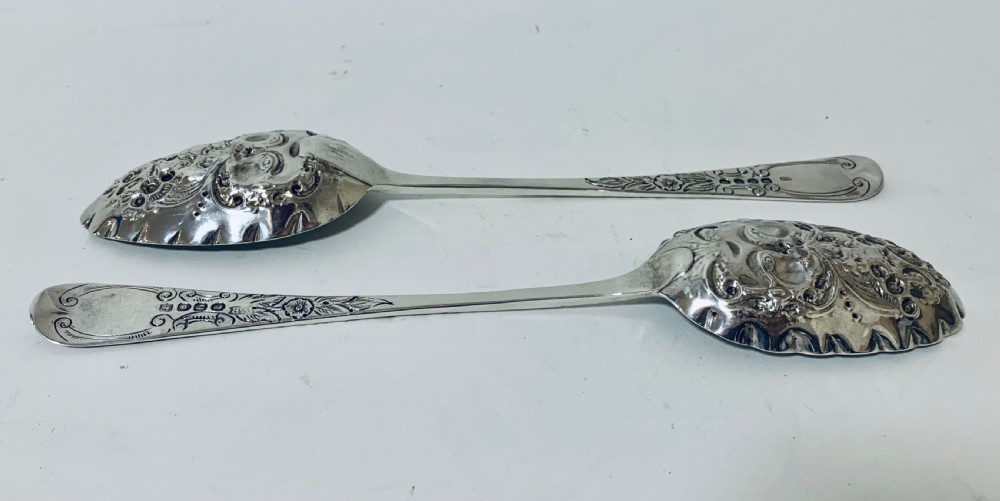 Pair of Antique Regency Solid Silver Berry Spoons View VII