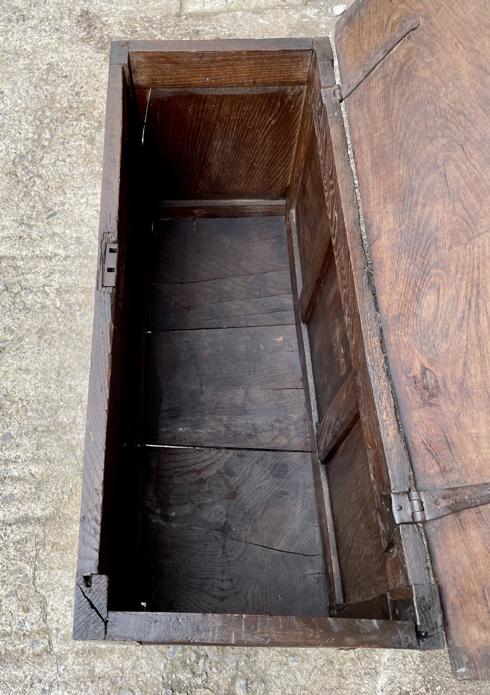 18th Century Oak Coffer View VIII