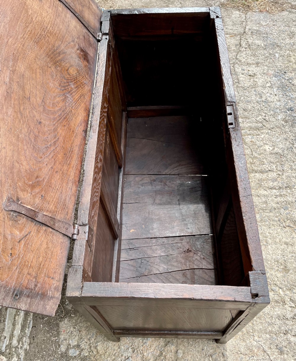 18th Century Oak Coffer View IX