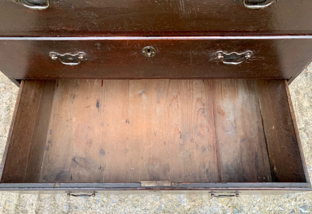 Small Georgian Oak Chest of Drawers View XIV
