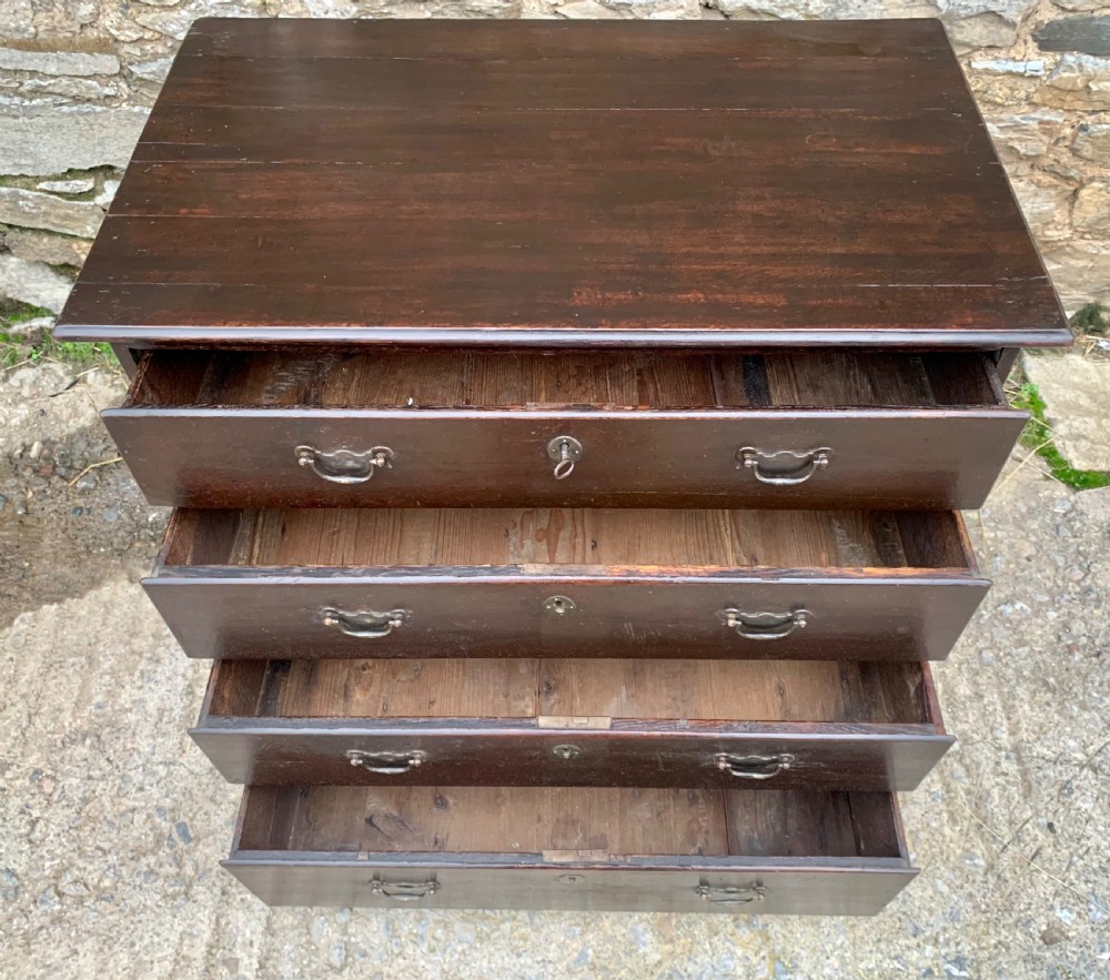 Small Georgian Oak Chest of Drawers View XV