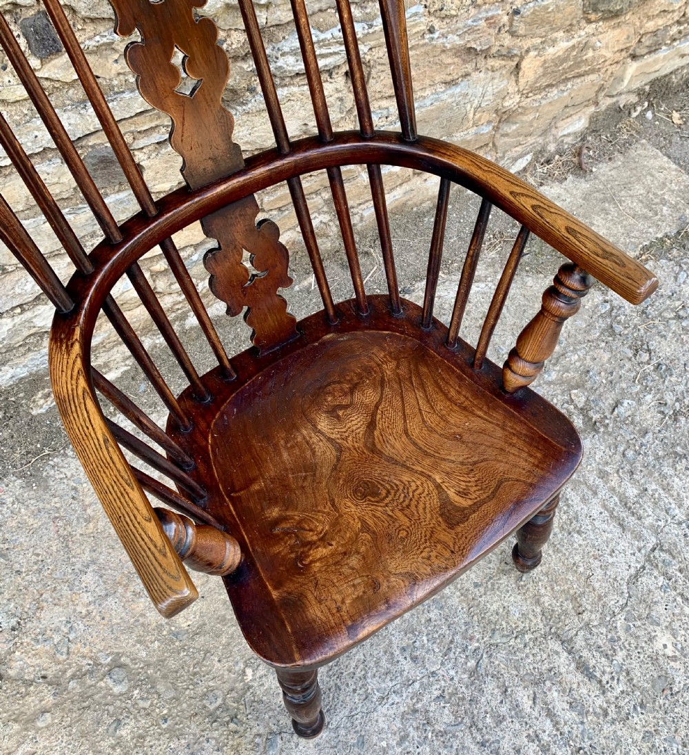 Antique Windsor Chair with Elm Seat View XIV