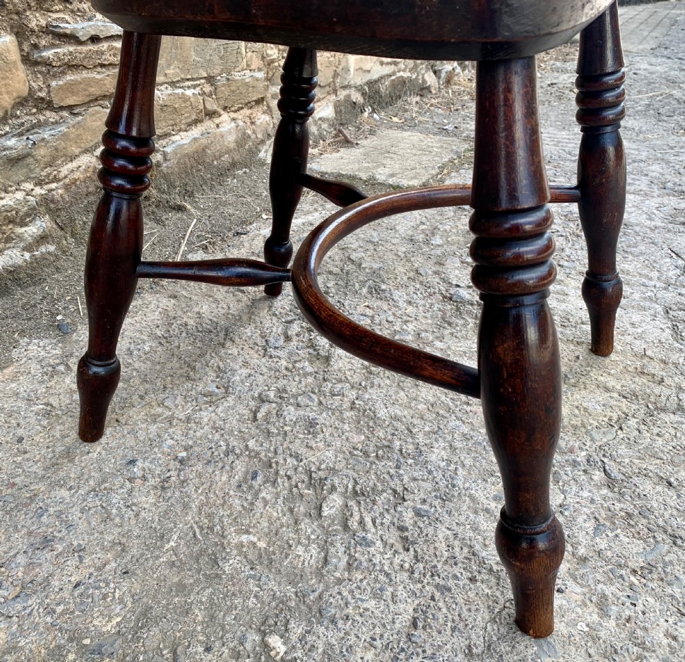 Antique Hoop Back Windsor Chair with Crinoline Stretcher View XVI