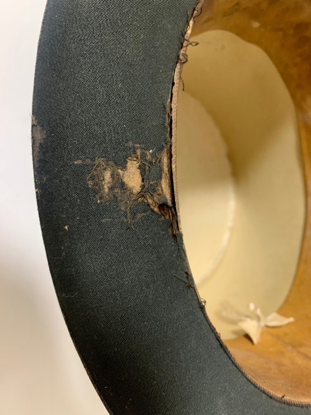Victorian Silk Top Hat in Leather Box View XVI