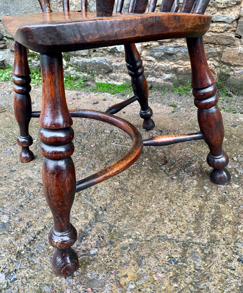 Antique Windsor Chair with Crinoline Stretcher View XIX