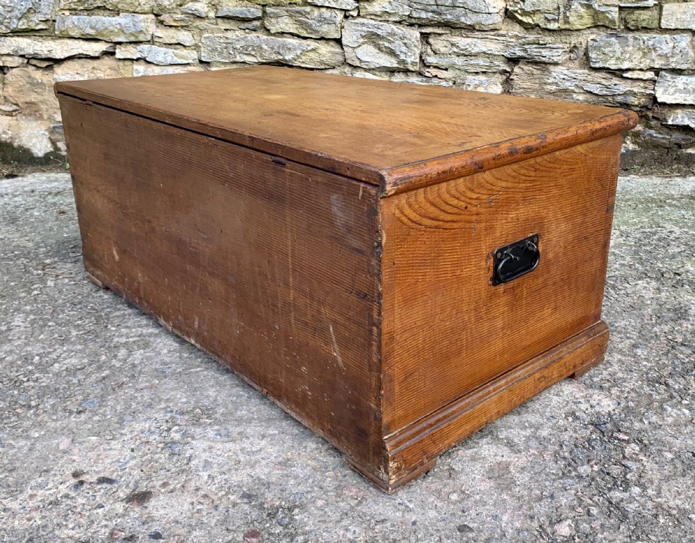 Antique Pine and Simulated Elm Blanket Chest View XIII