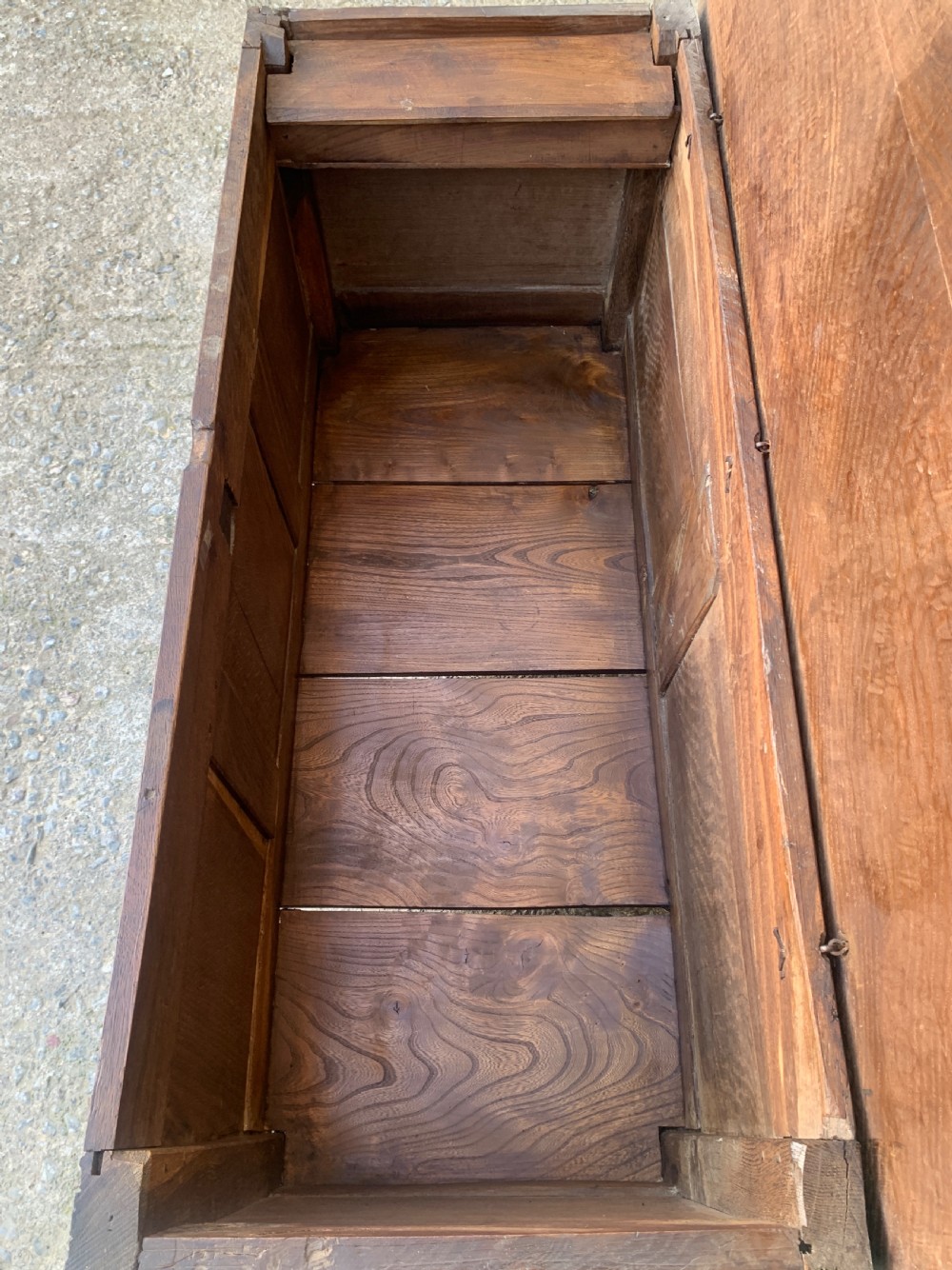 18th Century Georgian Oak Coffer View XIX