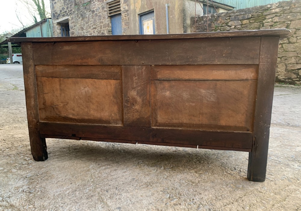 18th Century Georgian Oak Coffer View XXI